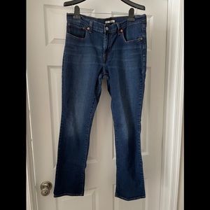 Ladies Levi’s Jeans